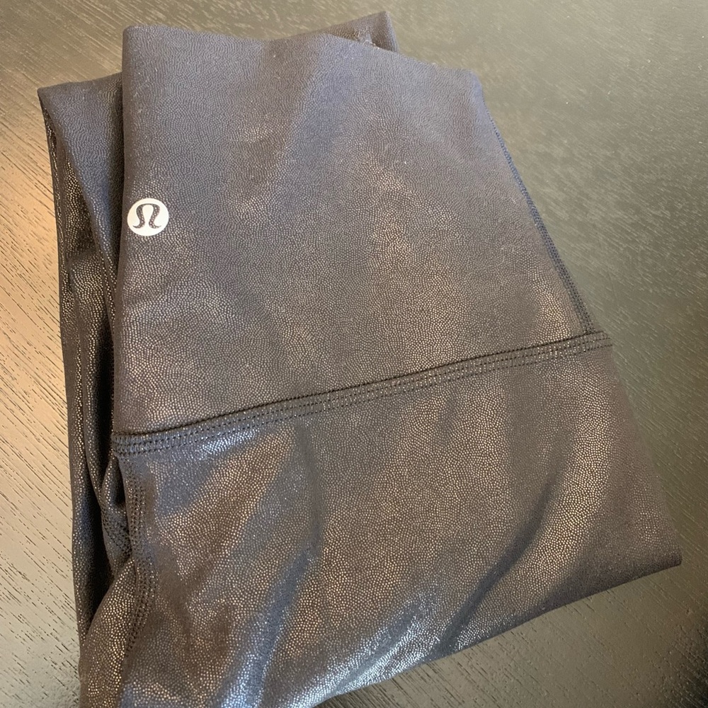 NWOT Lululemon Align High-Rise pant in Shine